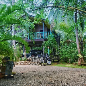  Alloggio in famiglia Passion Ray & Tree Hut